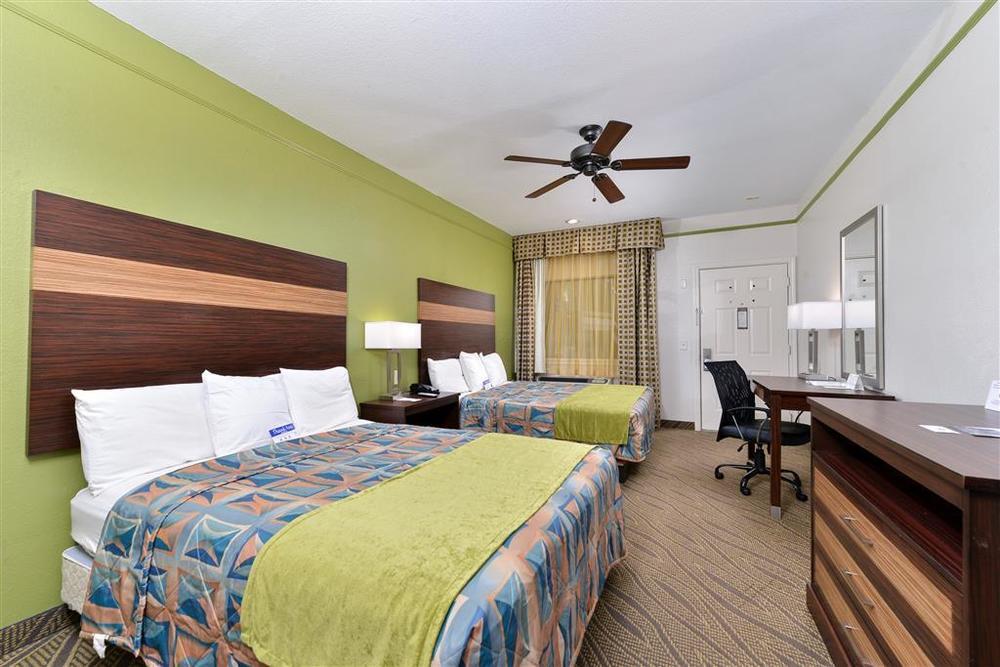 Americas Best Value Inn Downtown Houston Room photo